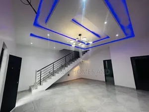 3bdrm Duplex in Dpkay Estate, Ikota for rent