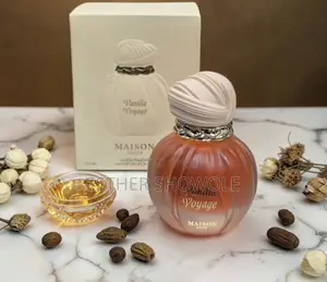 Vanilla Voyage Perfume – Sweet Elegant Fragrance