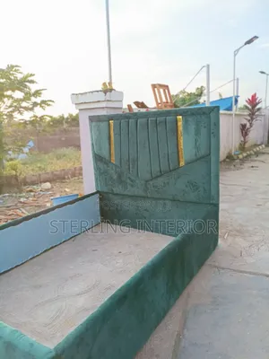 Padded Bedframe 41⁄2 by 6