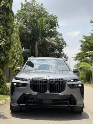 BMW X7 xDrive40i AWD 2024 Gray