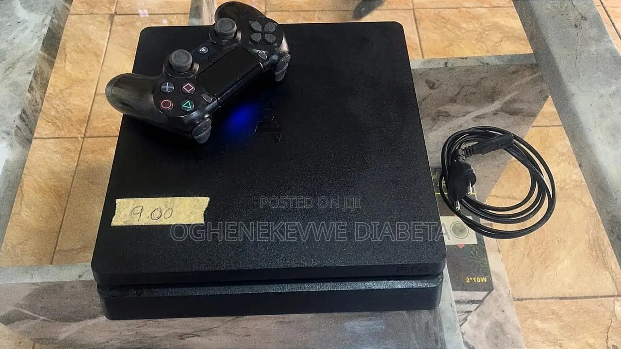 PS4 Slim Available