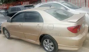 Toyota Corolla S 2004 Gold