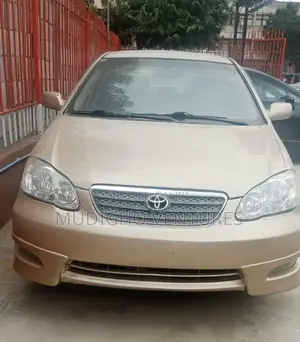 Toyota Corolla S 2004 Gold