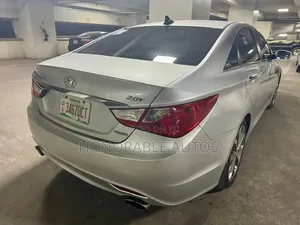 Hyundai Sonata 2013 Silver