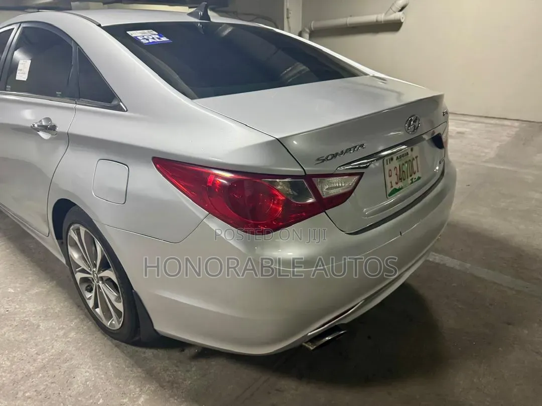 Hyundai Sonata 2013 Silver