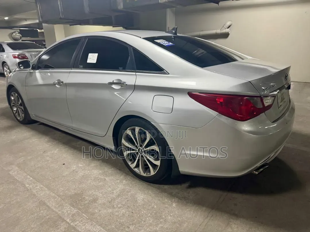 Hyundai Sonata 2013 Silver