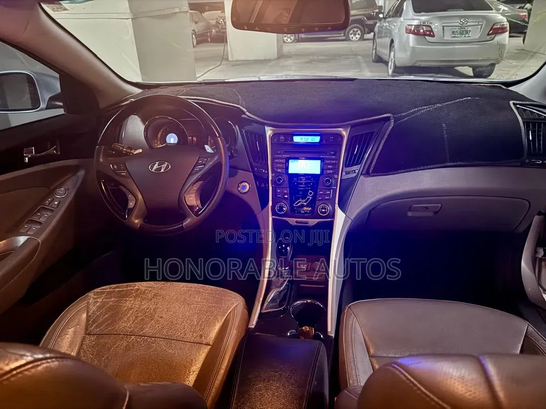 Hyundai Sonata 2013 Silver