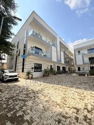 4bdrm Duplex in Utako for sale