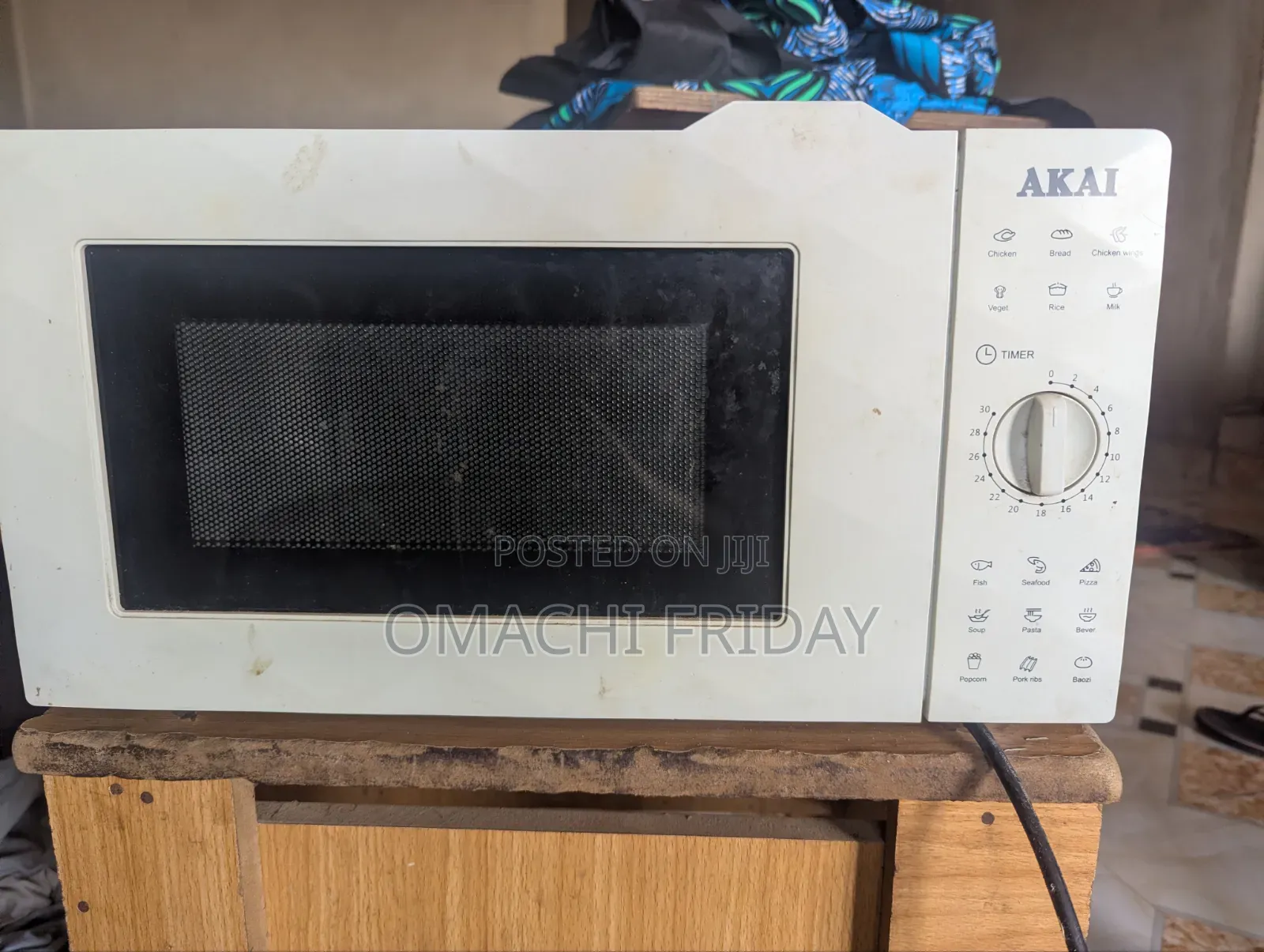 Akai Microwave