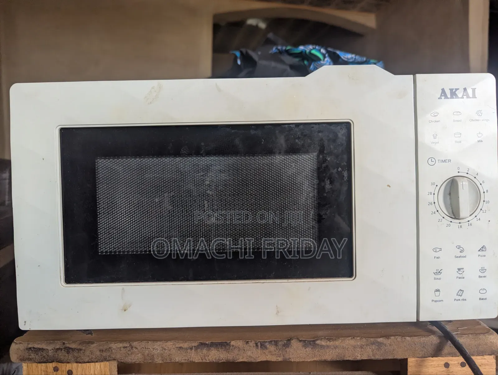 Akai Microwave