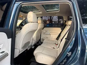 Mercedes-Benz GLB-Class GLB 250 4MATIC 2020 Blue