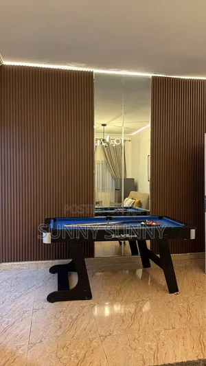 Entire 1 Bedroom Apt With Snooker