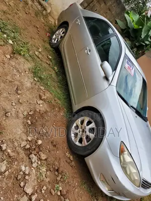 Toyota Camry XLE 4dr Sedan (2.4L 4cyl 5A) 2005 Silver