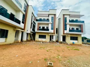 4bdrm Duplex in Wuse 2 for rent