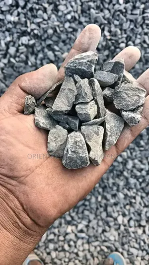 3/4 Granite Chippings for Decking - Direct Quarry Price - Delivery