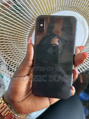 Apple iPhone X 64 GB Black
