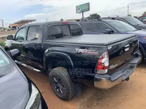 Toyota Tacoma TRD PRO V6 4dr Double Cab 4WD 5.0 ft. SB (4.0L 6cyl 6M)
