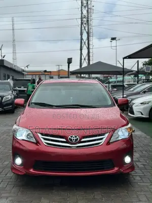 Toyota Corolla S 5-Speed 2013 Red