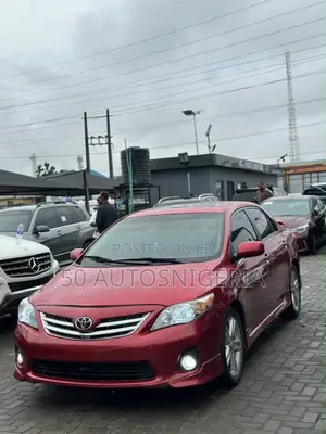 Toyota Corolla S 5-Speed 2013 Red