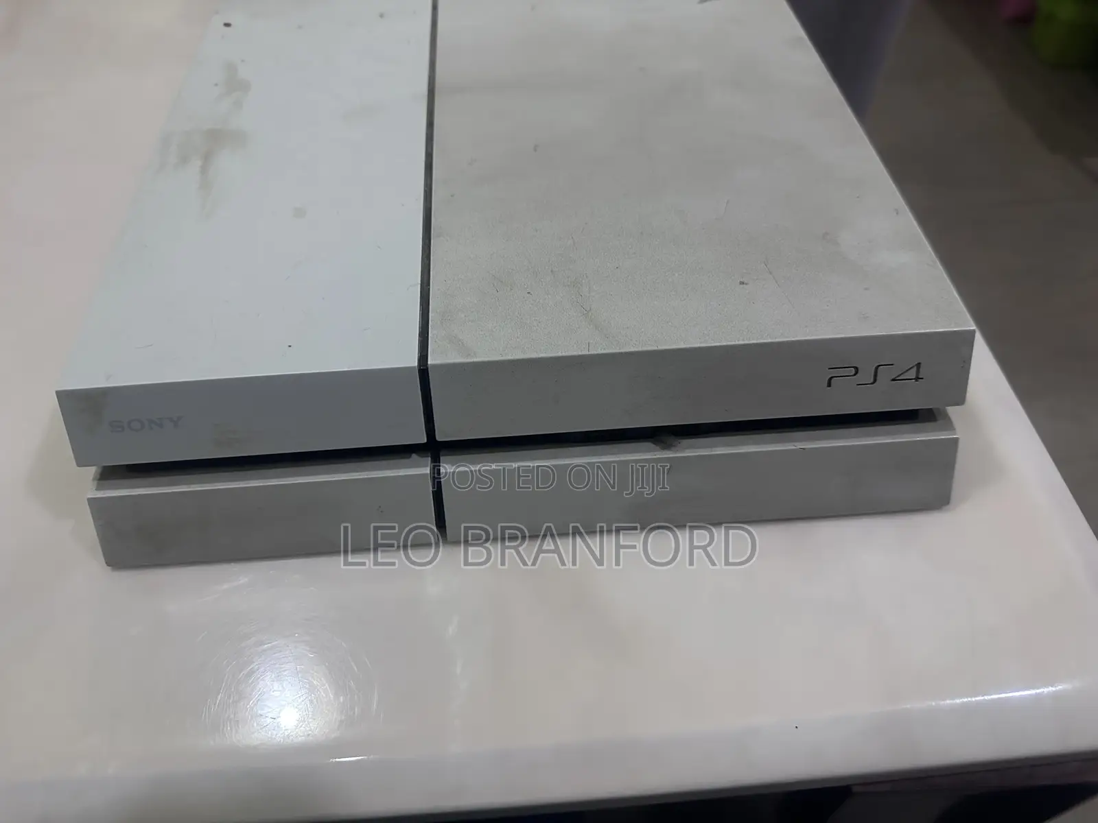Ps4 Console + 1controller