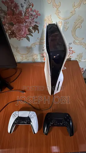 PS5 Slim With 2 Pads