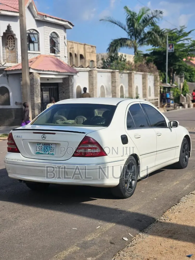 Mercedes-Benz C230 2006 White