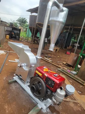 Hammer Mill Cyclone (Industrial Pulverizer) Diesel Powered.