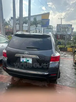 Toyota Highlander 2011 Gray