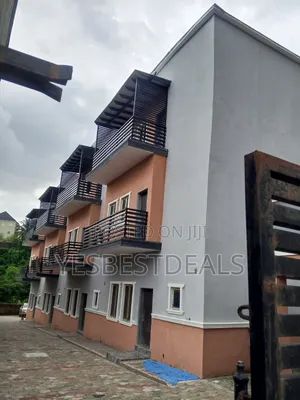 Furnished 4bdrm Townhouse / Terrace in Apo Resettlement for rent