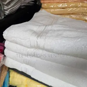 Event by White Rose Bath Towel