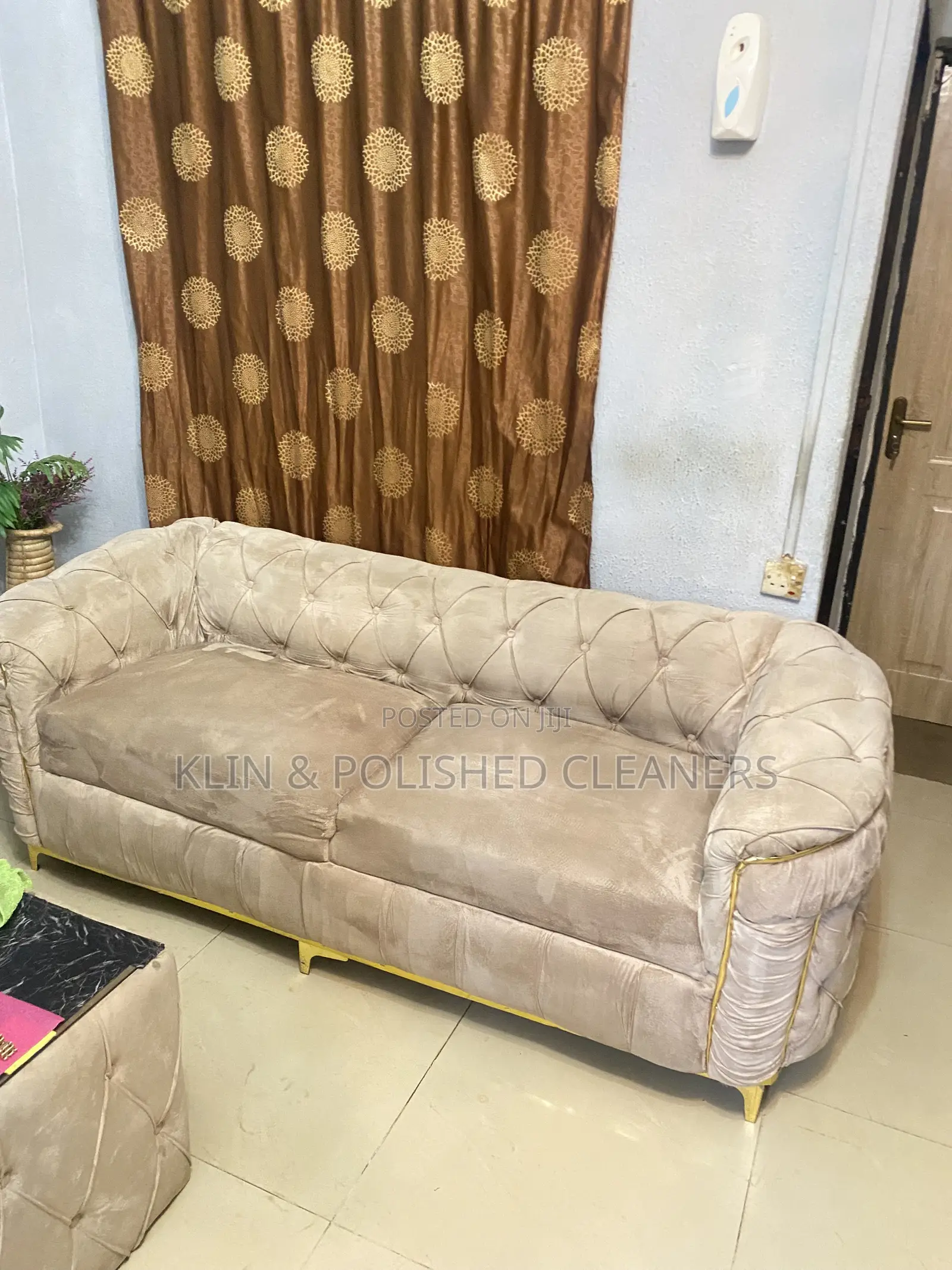 Couch/Sofa Washing and Cleaning