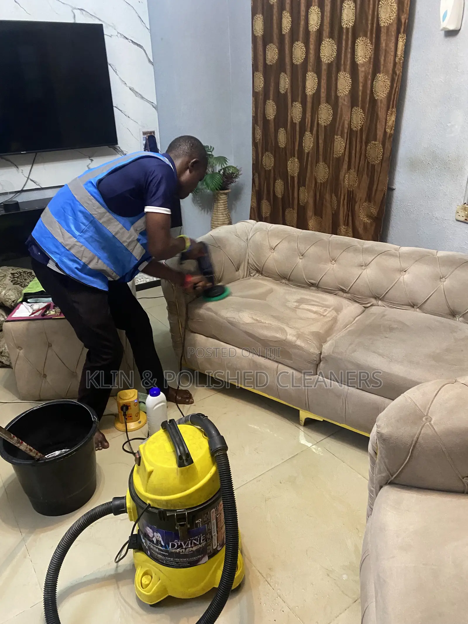 Couch/Sofa Washing and Cleaning