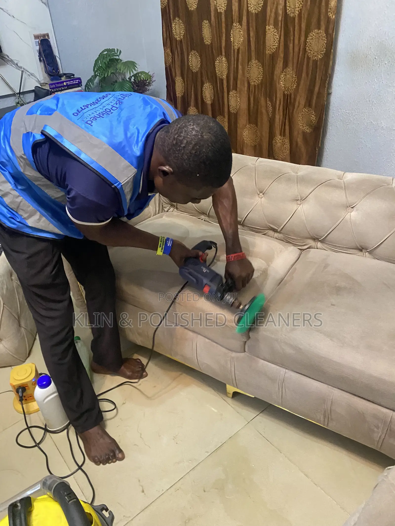 Couch/Sofa Washing and Cleaning