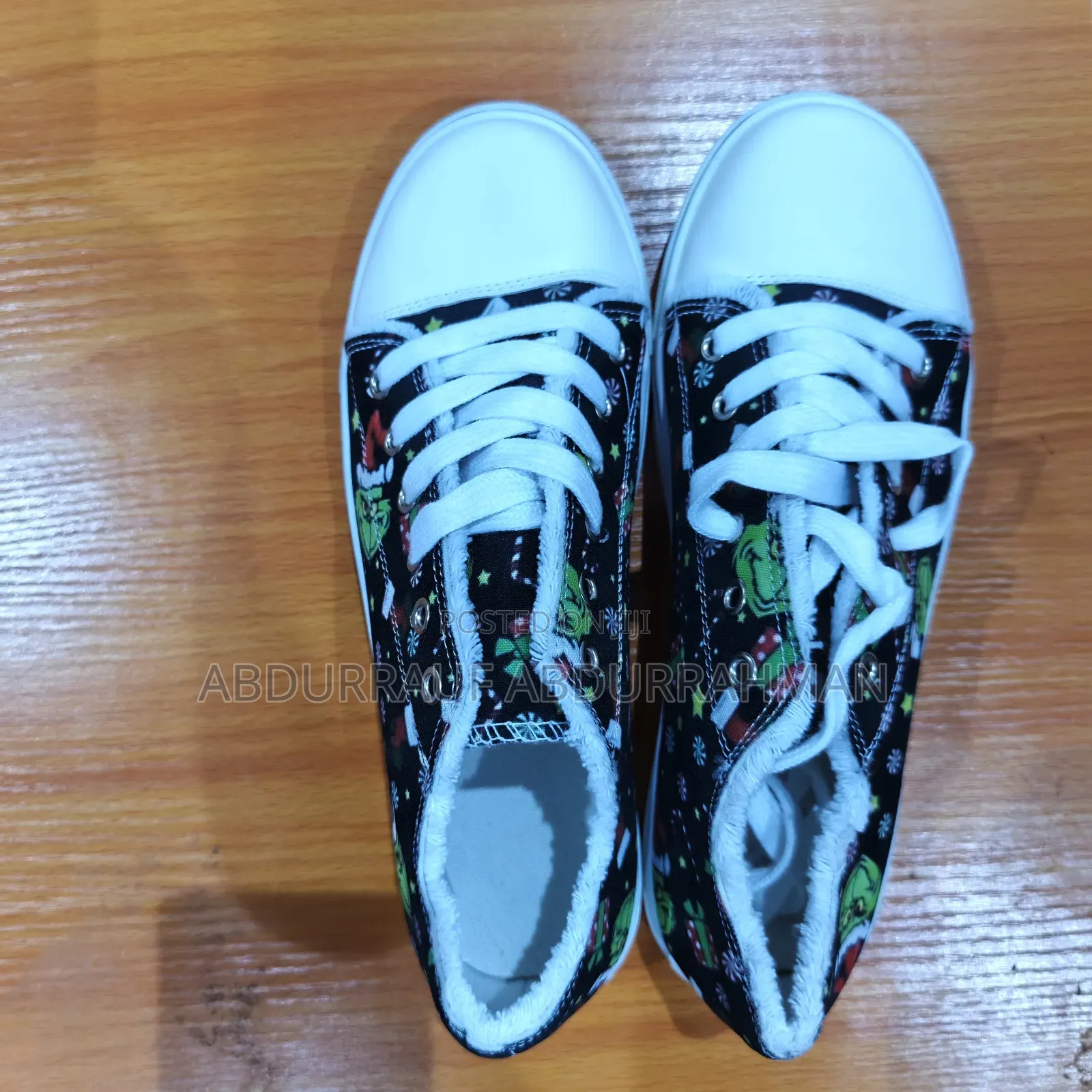 Low-Top Canvas Sneakers