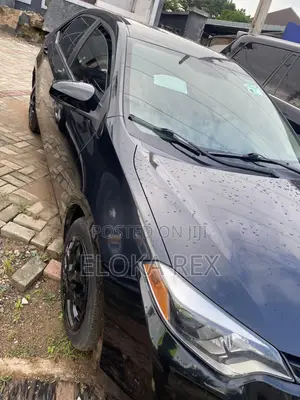 Toyota Corolla 2015 Black