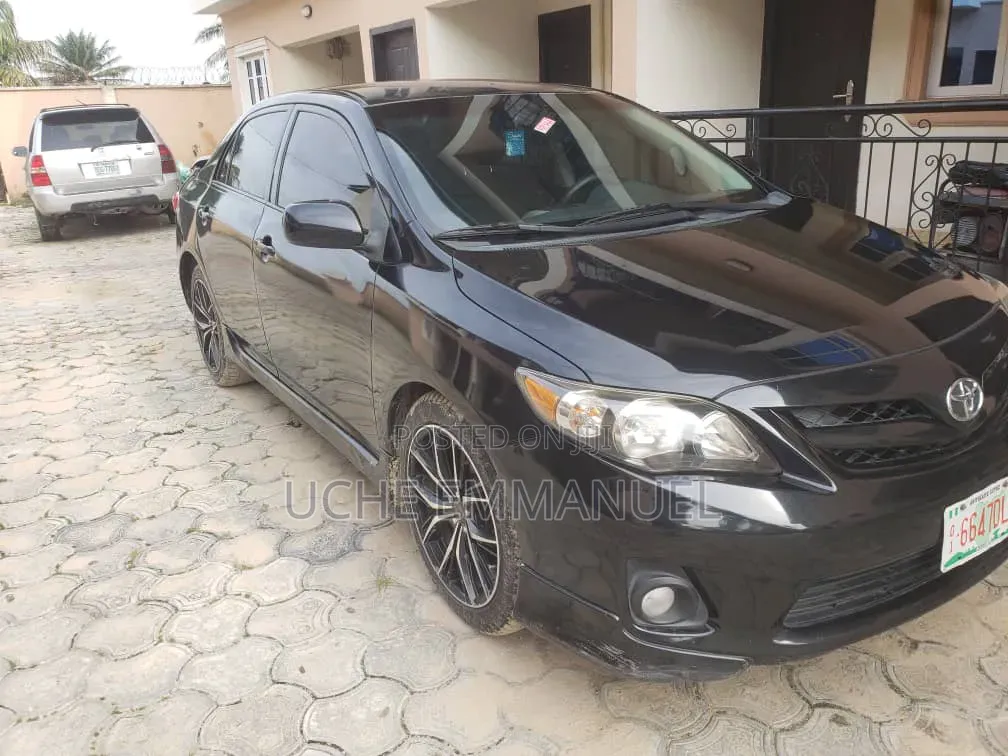 Toyota Corolla 2012