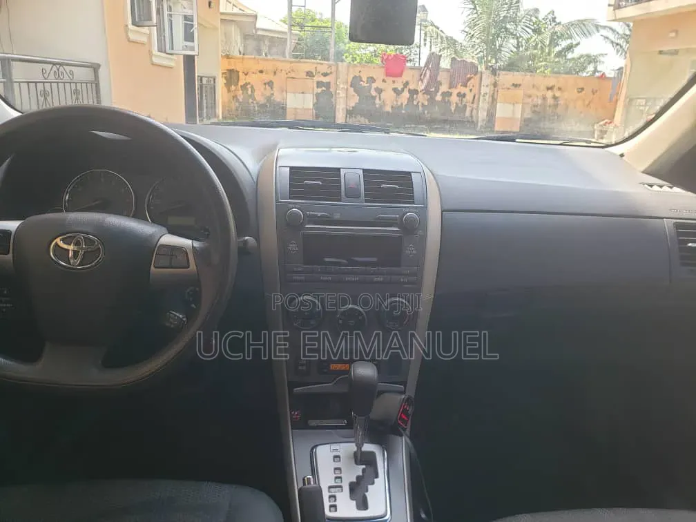 Toyota Corolla 2012