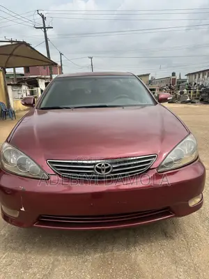 Toyota Camry LE 4dr Sedan (2.4L 4cyl 5A) 2005 Red