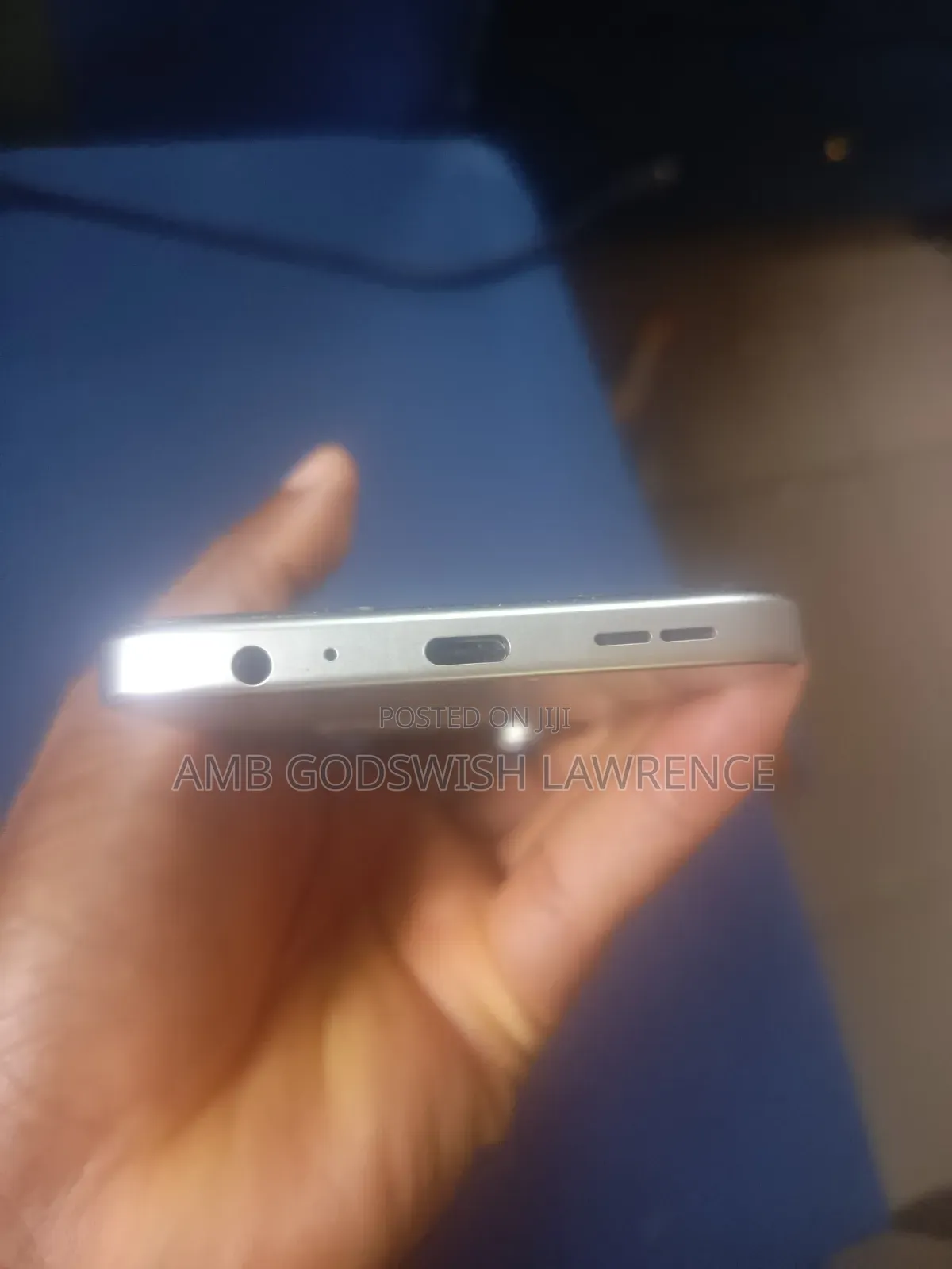 Itel City 200 128 GB Silver