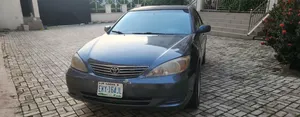 Toyota Camry LE 4dr Sedan (2.4L 4cyl 4A) 2004 Blue