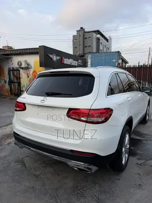 Mercedes-Benz GLC-Class 2017 White