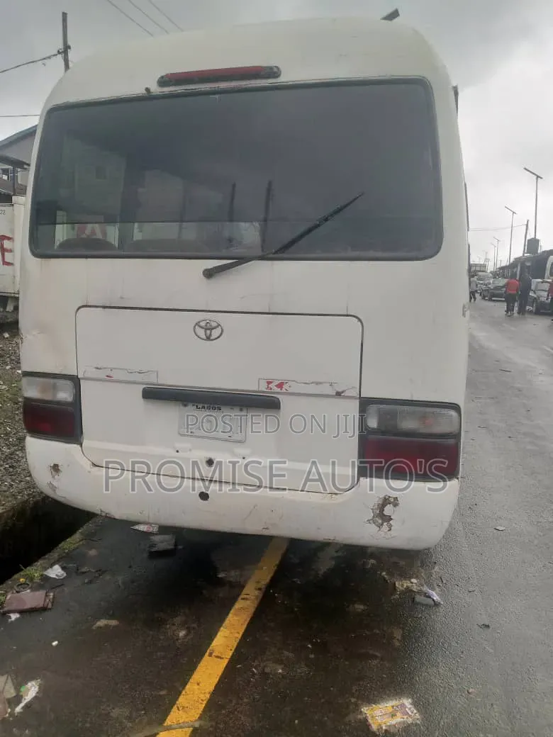 Toyota Coaster 2010 White