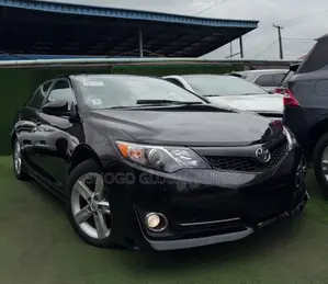 Toyota Camry SE 4dr Sedan (2.5L 4cyl 6A) 2012 Black