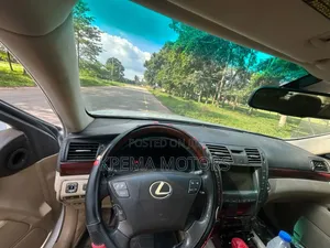 Lexus LS 2008 White