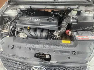 Toyota Corolla 2005 Silver