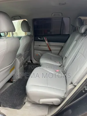 Toyota Highlander 2010 Gray