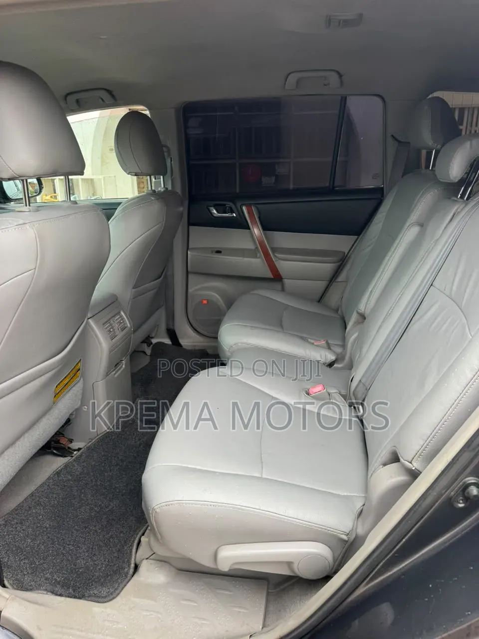 Toyota Highlander 2010 Gray
