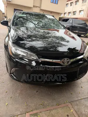 Toyota Camry SE 4dr Sedan (2.5L 4cyl 6A) 2017 Black
