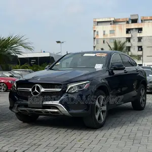 Mercedes-Benz GLC-Class 2018 Blue