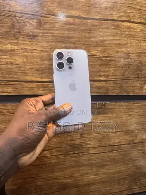 Apple iPhone 15 Pro 256 GB White